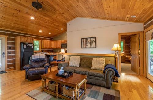 Todd House | 1 Relaxing Place - Quaint cottage great mountain view hot tub and fire pit
