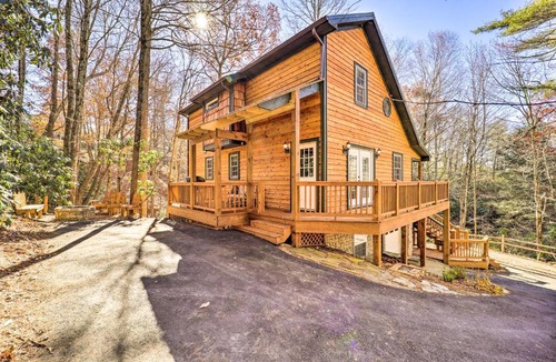 Newland House | 10 Mi to Sugar Mountain! Cabin w/Lake Access