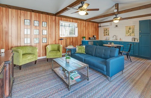 Fairview House | 10 minutes to Asheville, Biltmore Estate, hike and bike trails