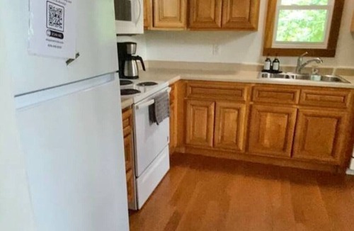 Rogers Cabin | 14 Guest, 7 Bed, 4 BR, Lakefront Cabin w/Hot Tub