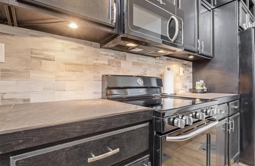 Canton House | 15 min to Asheville, Mountain Views, Fire Pit, 4BR/3.5BTH, Great Reviews!