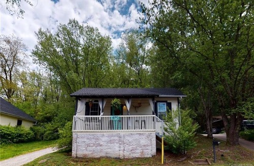 Woodfin House | 1920s bungalow near river, 8 min to DT AVL!