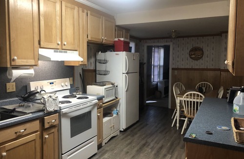 Crumpler House | 1940s Creekside Farmhouse