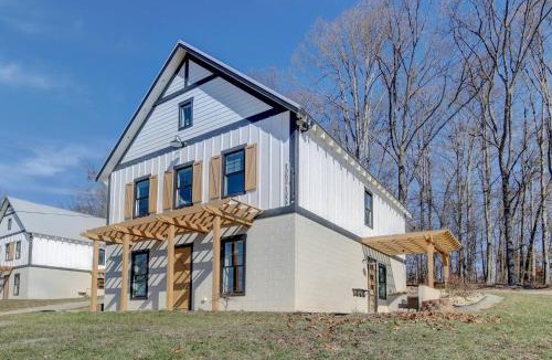 Jefferson City House | 1AS Luxury European Barndo FARM STAY VENUE