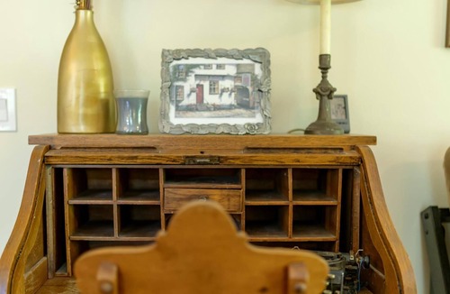Jonesborough House | 1BR Carriage House Apartment downtown Jonesborough