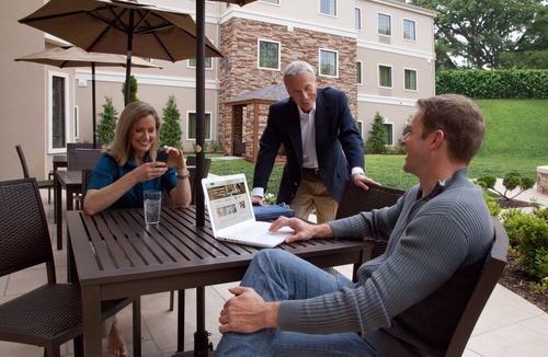 Johnson City Apartment | 1BR Suite w/Kitchen | Daily Breakfast + Pool