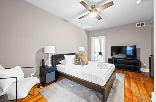 Ludlow Apartment | 1BR - Walk to Convention Center & Stadiums