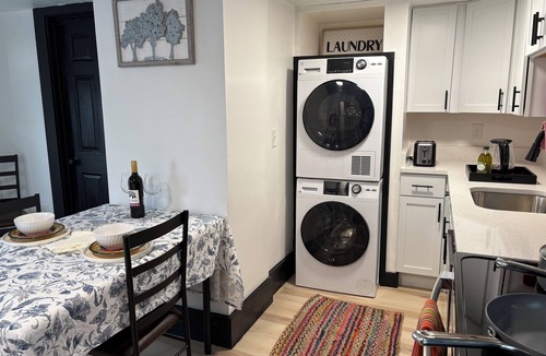 Dover Apartment | 2-Bedroom Apt w/3 Beds ~ Washer/Dryer & Parking!