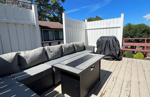 Newland Cabin | 2 bedroom cabin in Linville Land Harbor- close to Beech and Sugar Mtn.!