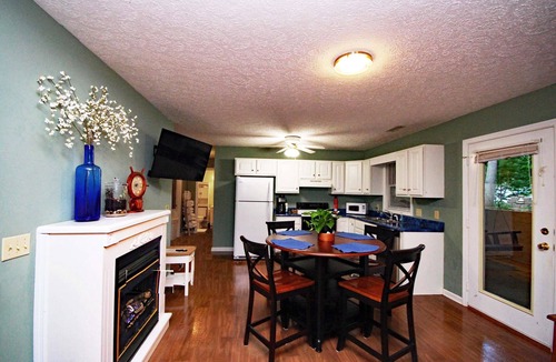 Waynesville House | 2 houses in one/Great for multi family grps. King suite. Walk to Lake Junaluska