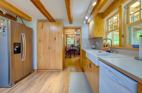 Brewster House | 2 Mi to Beach! Cape Cod Family Retreat w/Deck
