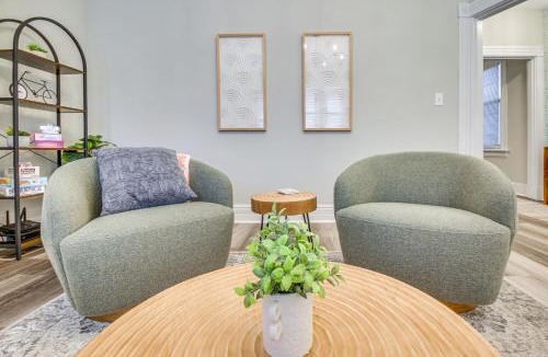 Covington House | 2 Mi to Dtwn Cincinnati: Home w/Fenced Yard!