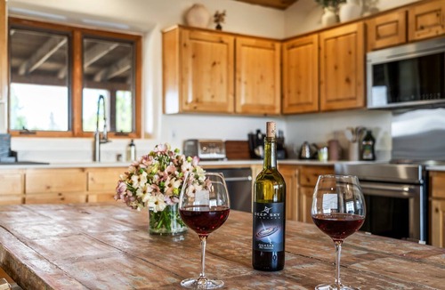 Sonoita House | 2 min to wineries | Chef Kitchen | Kings | PetsOK