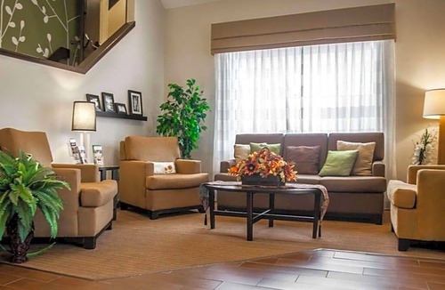 Hagerstown Hotel | 2-Star Hotel ∙ Sleep Inn and Suites Hagerstown