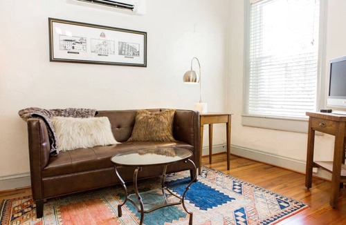 Mercersburg Bed & Breakfast | 205 - James's Room - James Buchanan Hotel