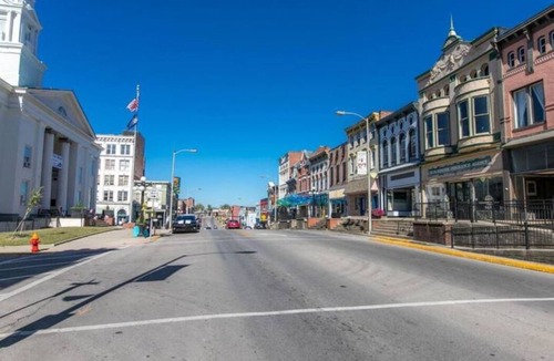 Winchester Apartment | 2nd Story Historic Downtown 2BR with Modern Amenities