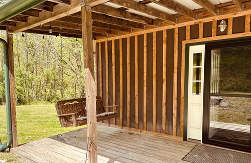 Wellington Cabin | 3 bedroom 1 full bath cabin 10 minutes from Cave Run Lake