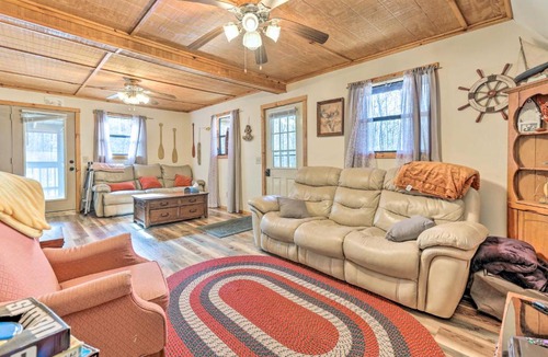 Wellington House | 3 Mi to Cave Run Lake! Nature-Centric Family Cabin