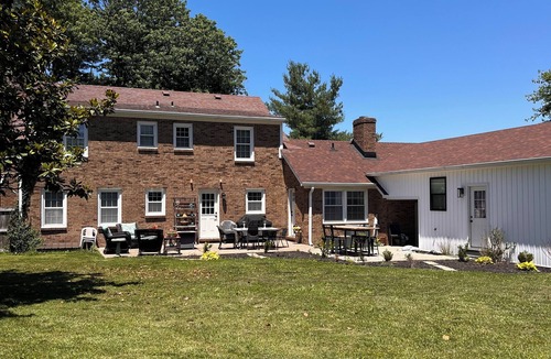 Versailles House | 3 MILES from KEENELAND! Located right off Versailles road