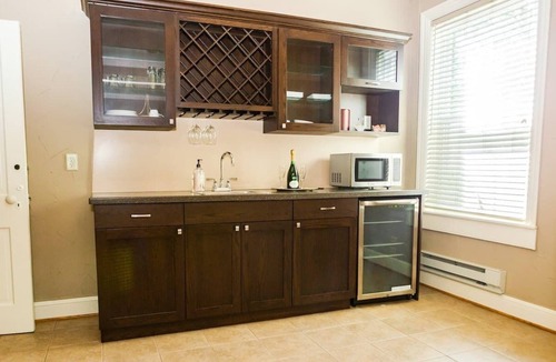 Mercersburg Bed & Breakfast | 301 - The Mercer Suite - James Buchanan Hotel
