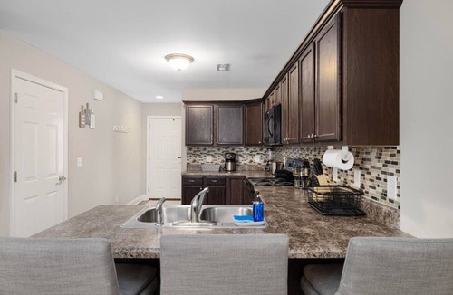 Johnson City Apartment | 3BR 2.5BA condo near downtown JC
