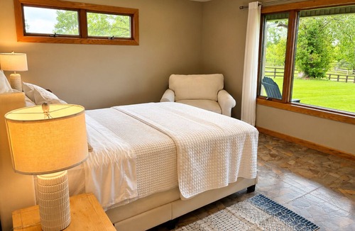 Lexington Other | 3br farmhouse on horse farm - close to KY Horse Park, Hagyard + Rood & Riddle