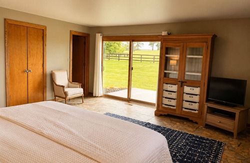 Lexington Other | 3br farmhouse on horse farm - close to KY Horse Park, Hagyard + Rood & Riddle