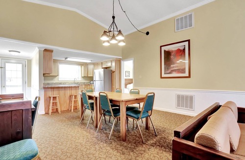 The Woods Cottage | 4 Bedroom/4Bath Cottage
