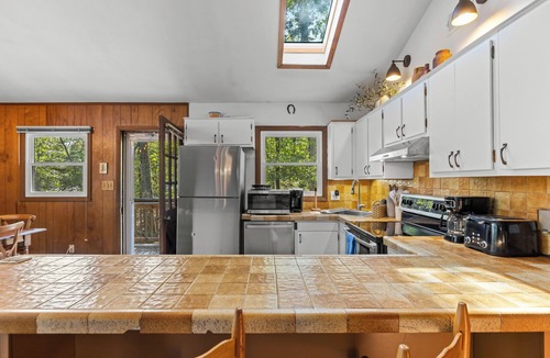 Fairfield Cabin | 4-bedroom cabin in beautiful Fairfield with cozy charm