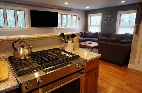 Town Hill House | 4 BR Sleeps 11 just minutes from downtown Bar Harbor and Acadia National Park