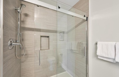 Asheville House | 45 Asheland Avenue Unit 406