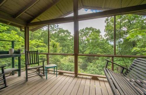 Hendersonville House | 4BR Retreat-Porch-Fireplace-Ping Pong