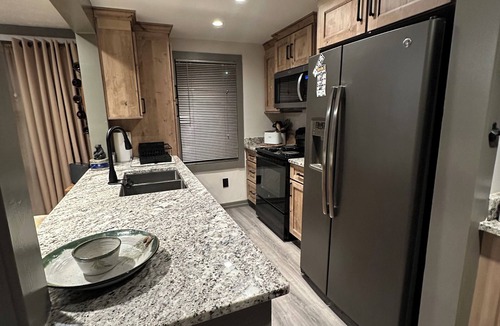 Beech Mountain Cabin | 4th of July OPEN! Monthly Rentals available…message for specials! Beech Mountain