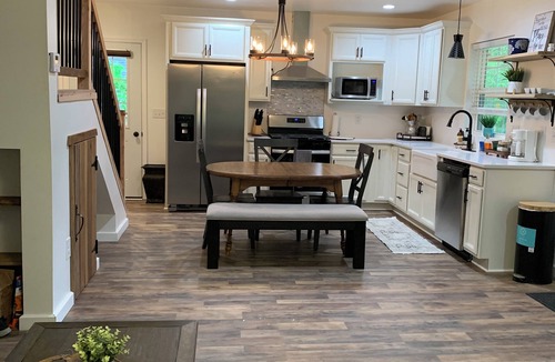 Thayerville Cottage | 5 Bedroom Cottage in Deep Creek