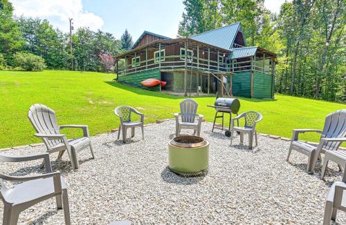 Wellington House | 5 Mi to Cave Run Lake: Wellington Cabin w/Deck!
