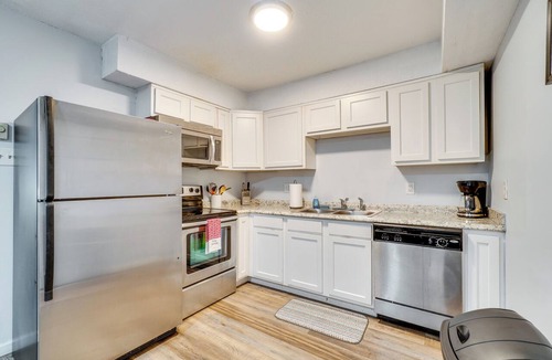 Knoxville Apartment | 6 Mi to Dtwn & UT! Quaint Apartment in Knoxville