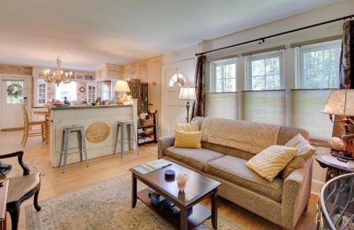 Royal Pines House | 7 Mi to The Biltmore: 'Le Canard' Cottage w/Porch