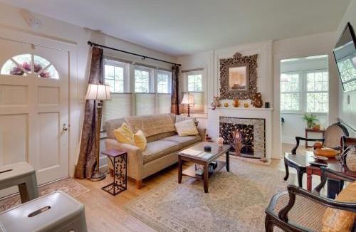 Royal Pines House | 7 Mi to The Biltmore: 'Le Canard' Cottage w/Porch