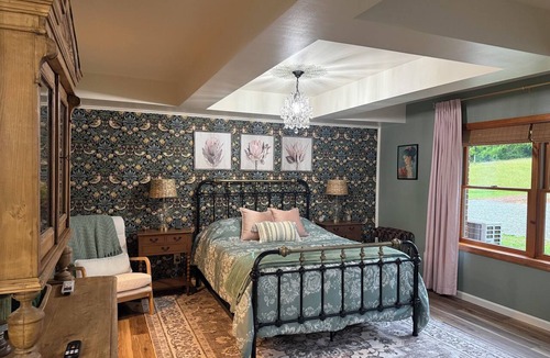 Lynn Garden Other | A Beautiful Farmhouse Retreat For Two in Limestone TN