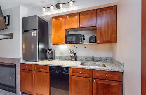 Thayerville Apartment | A124 Studio Standard View
