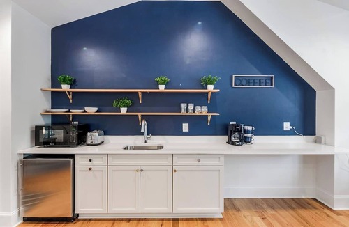 Villa Heights House | Adorable 1BR Guesthouse in Noda | Parking