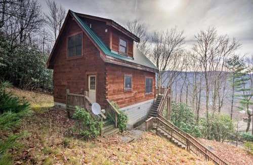 Beech Mountain House | All-Season Base w/Scenic Views in Beech Mountain!