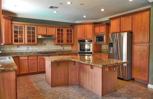 Bard Bed & Breakfast | All the amenities You could ask for and minutes from strip with pool and spa!