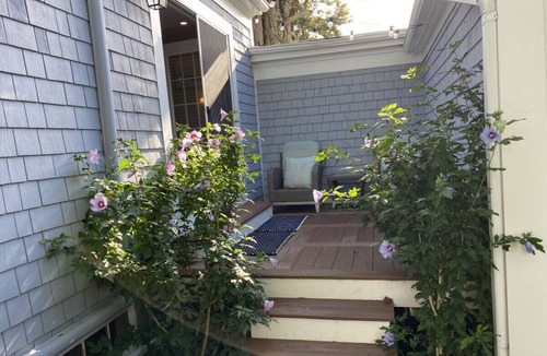 Northwest Harwich Condo | Allen Harbor Hideaway