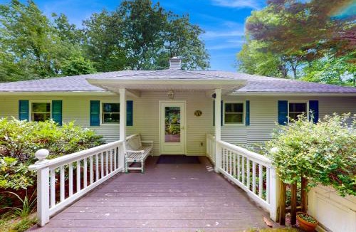 Black Mountain House | Allen Mountain Manor