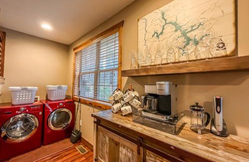 North Glade Hills House | Amazing Outdoor Space with Amenities Galore Hot Tub Fire Pit and More