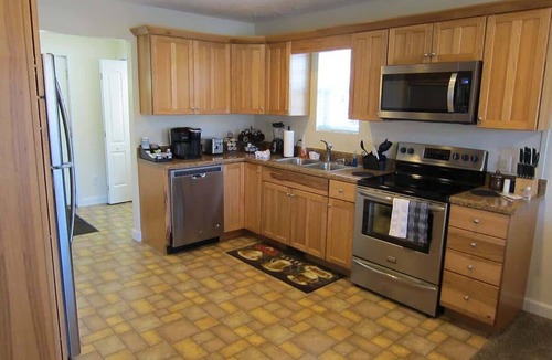 Banner Elk House | Amazing Views | EV Charger | Apple Picking!