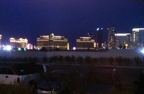 Las Vegas Apartment | Amazing Views, Steps to all attractions & Casinos