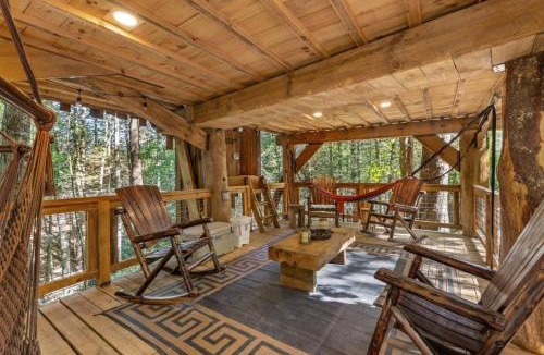 Rogers Other | Amazonia- Pet Friendly, Firepit, Outdoor Shower
