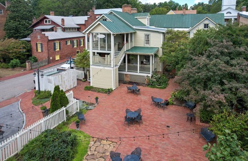 Jonesborough House | Angeline's Room at The Historic Eureka Inn and Event Center